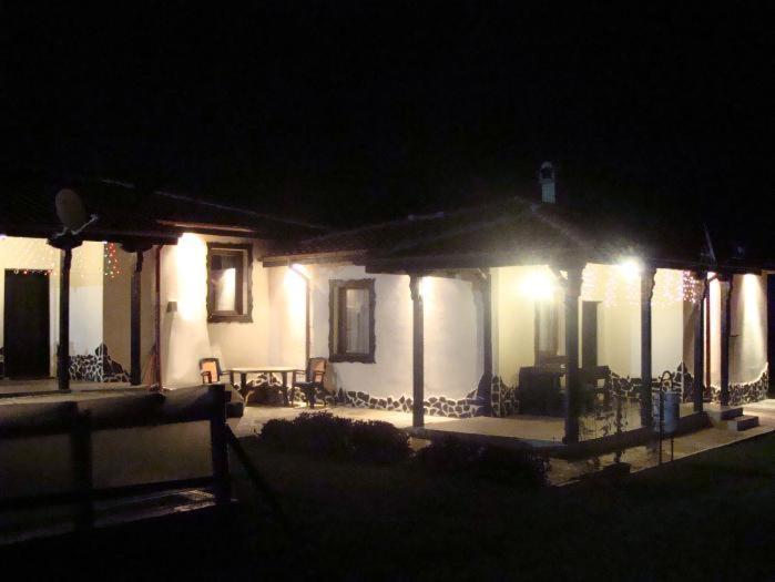 Madara OMAYA Guest House Extérieur photo